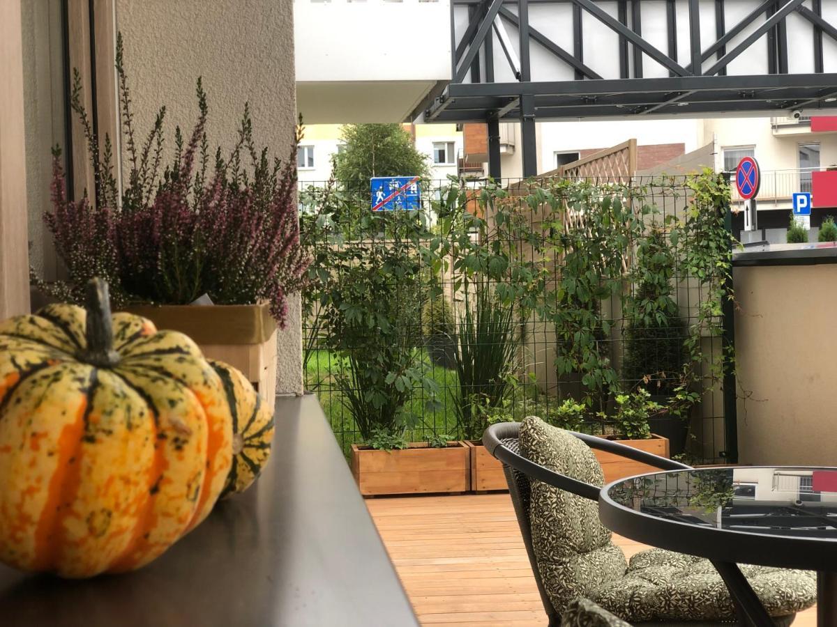 Apartment Patio -garaz Podziemny, Taras,wejscie Klamka Kod,centrum *